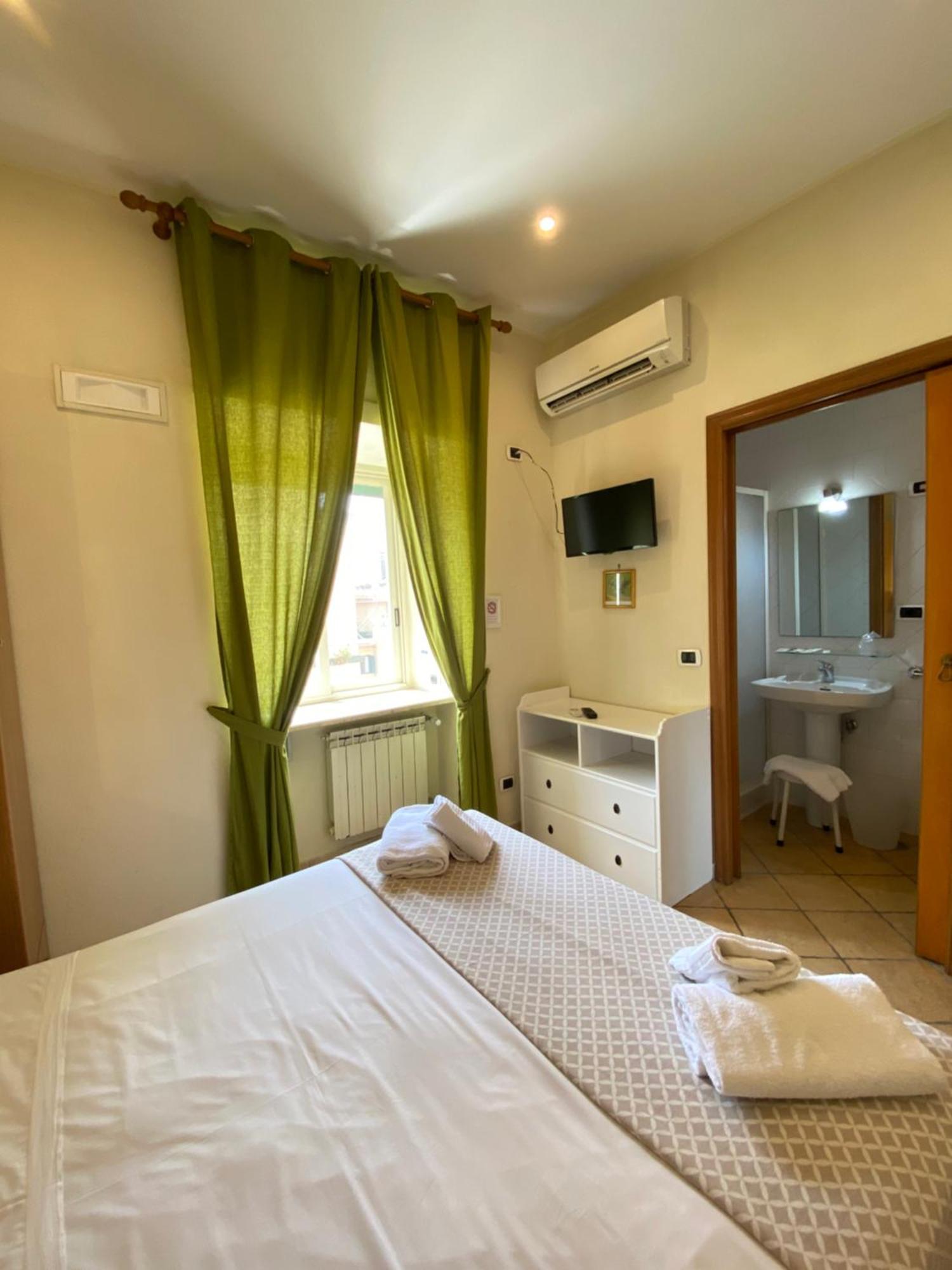 Hotel Europeo Napoli Habitación foto